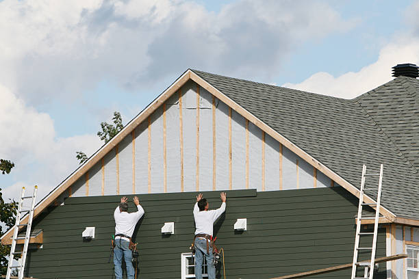 Professional Siding Repair technician working in Columbia, MD